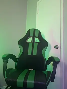 Rainfallzzxx webkamerás műsora