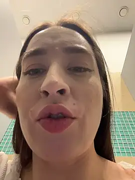 Chat XXX ao vivo de Holly_Play