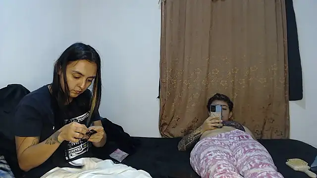 kathy_luisa's Live XXX Chat