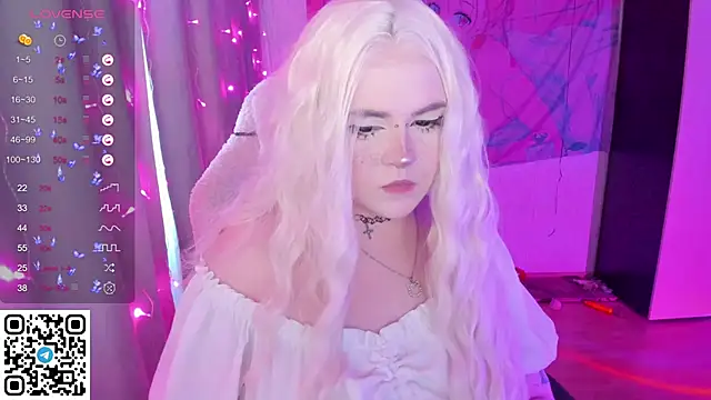 SelenaCute 即時 XXX 聊天