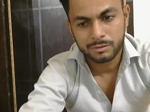 Stubborndesiboy – webcam-show