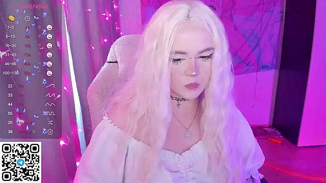 SelenaCute 现场XXX聊天