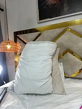 Chatroom XXX en direct de Angel_Perv