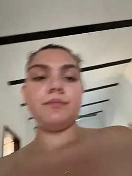 Chatroom XXX en direct de Eva_stark10