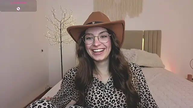 XXX chat uživo modela Real_cutie1