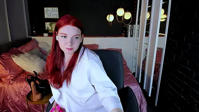 Layla_Glam: онлайн-секс-чат