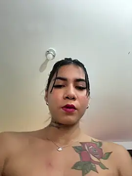 Chat +18 de Pamela23x ao vivo