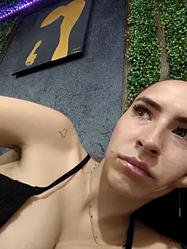 pleasure_of_lifen Webbikameraesitys