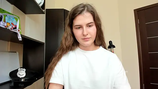 OhMyAlice: απευθείας συνομιλία ΧΧΧ