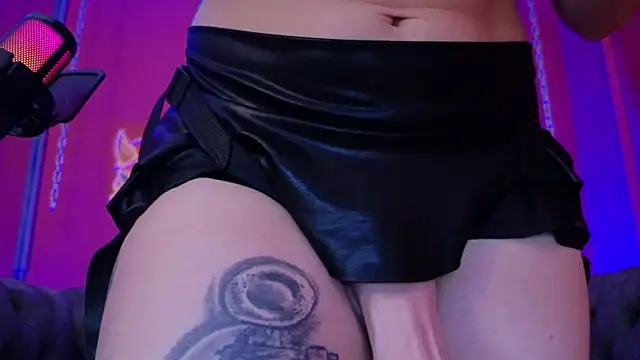 Sembang XXX Secara Langsung Julieta_Russell