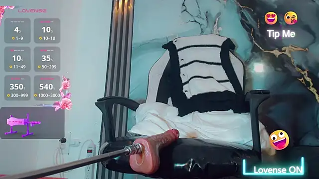 khiara_moretti élő XXX-chatje