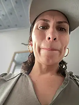 Sembang XXX Secara Langsung Alysson--