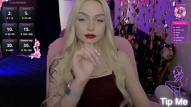 LinaLirian's Live XXX Chat