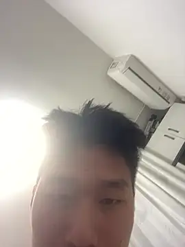 nanda108520 Show in webcam