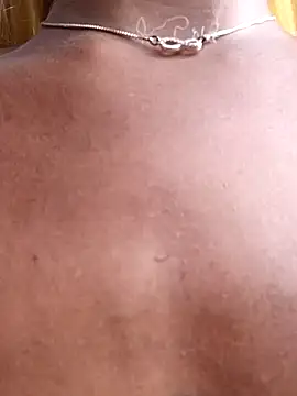 Jasmine_FullsShine's Live XXX Chat