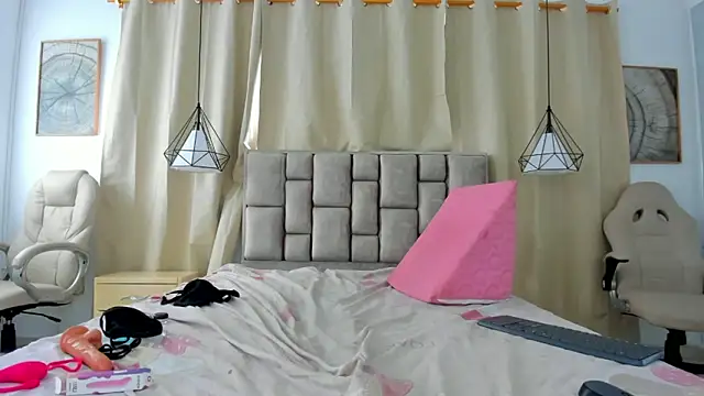 XXX chat uživo modela scarlettjohnson_