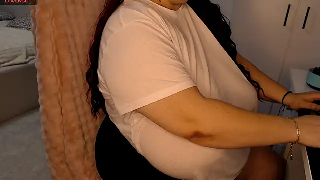 DollCandyx Pertunjukan Webcam