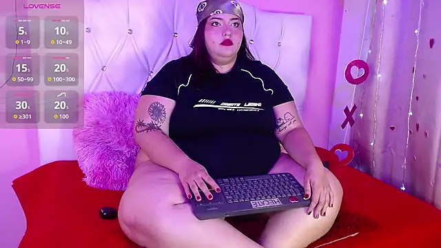 Czat XXX na żywo – HECATE_23