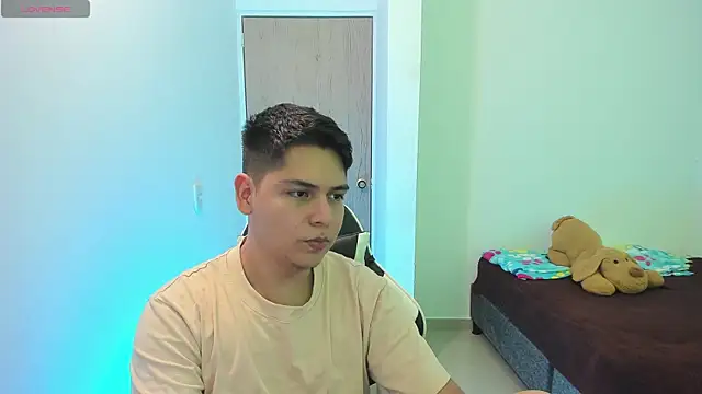 Asta_YunoXXX Adlı Modelin Canlı XXX Sohbeti