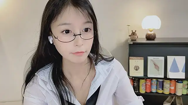 Onechestnut Live XXX-chat