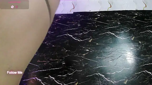 crislingery_dolli's Live XXX Chat