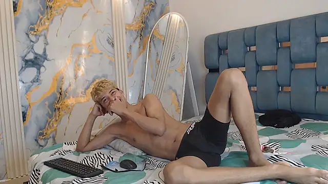 GOLD_BOYS Live XXX-Chat