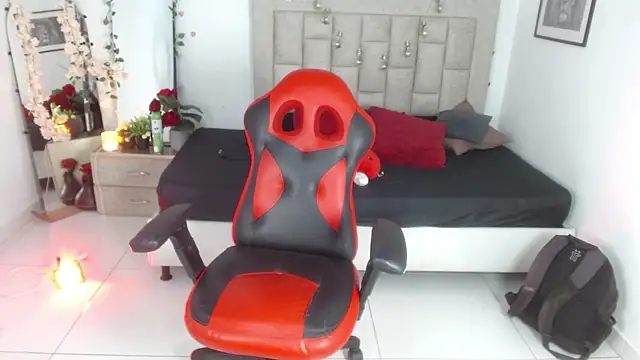 sven_fox723 Live XXX Chat