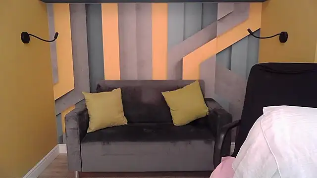 EllaLong Chat XXX in diretta