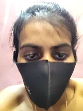 Thaper_Meera2 Live XXX-Chat