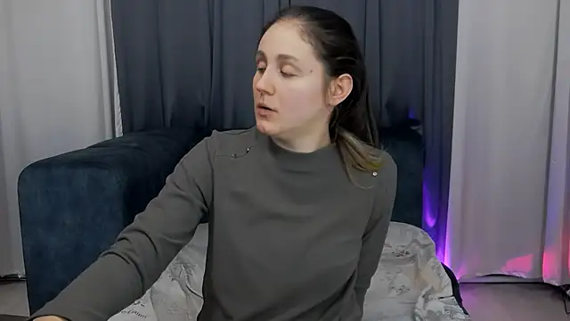 دردشة Holliy_Cooper الجنسية المباشرة