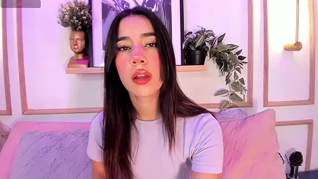 دردشة Nanami_ الجنسية المباشرة