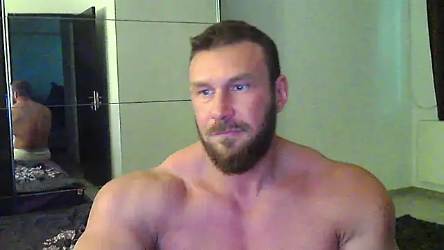 muscularkevin's Live XXX Chat