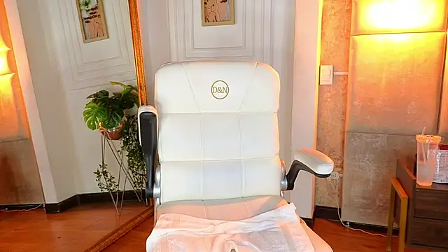 AlessiaLondon 现场XXX聊天