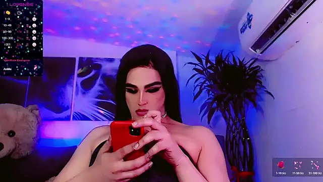 Show modela Sophiesweet5 na web-kameri