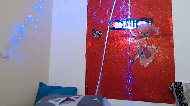 Chat +18 de liliimilf ao vivo