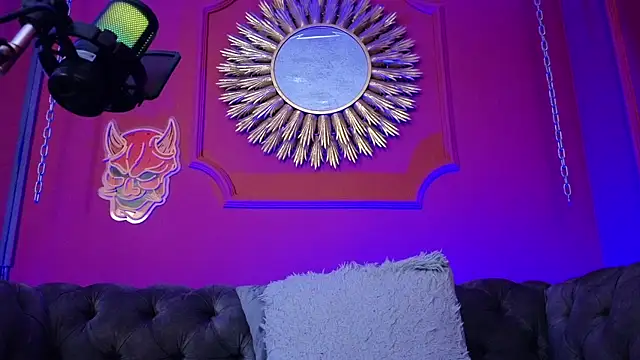 Julieta_Russell Obrolan Langsung XXX