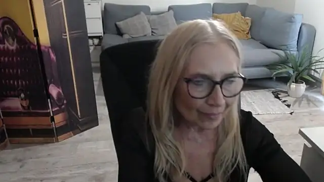 Sembang XXX Secara Langsung sofia_xkiss