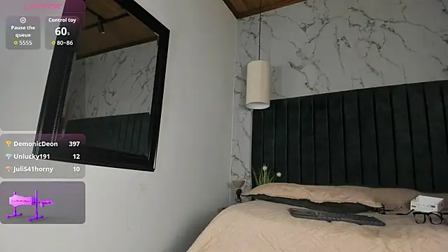 tim__fox élő XXX-chatje