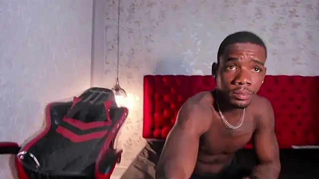 aron_clark: онлайн-секс-чат