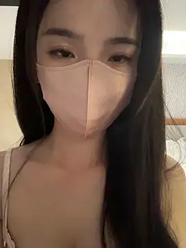 gougou13 Show Webcam