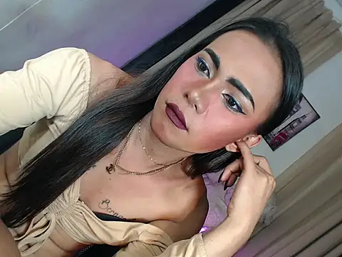 estephanie_ts Show Webcam