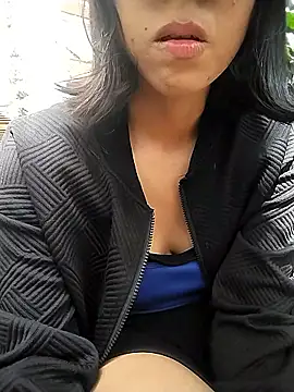 Sembang XXX Secara Langsung MirandaSingle