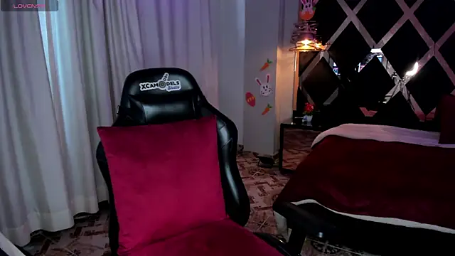 Lucia_24x: вебкам-шоу