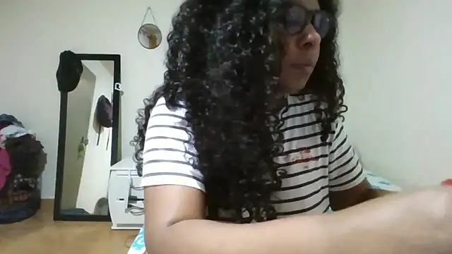 Chat XXX en directo de Dreambody-