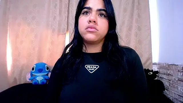 Bicky_24: онлайн-секс-чат