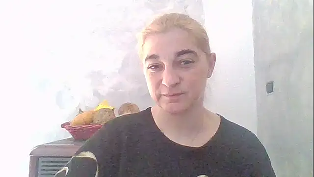 Онлайн чат XXX GoldenAngelMilf