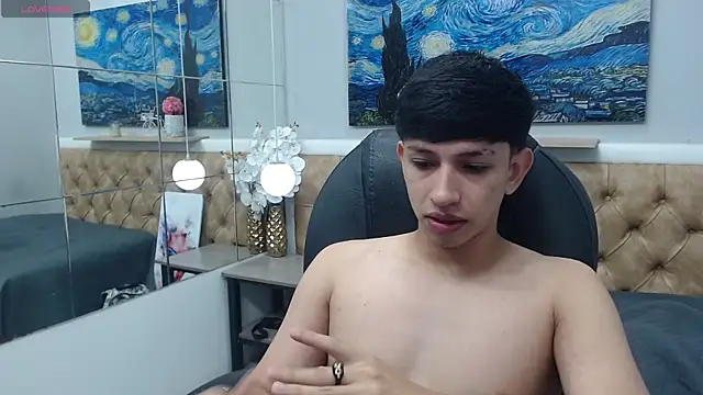 AdrianFranko Webcamshow