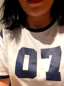 Mina-022's Live XXX Chat