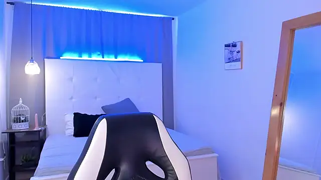 Thiago_2003_ élő XXX-chatje