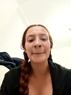 Czat XXX na żywo – Samyra_Biker12